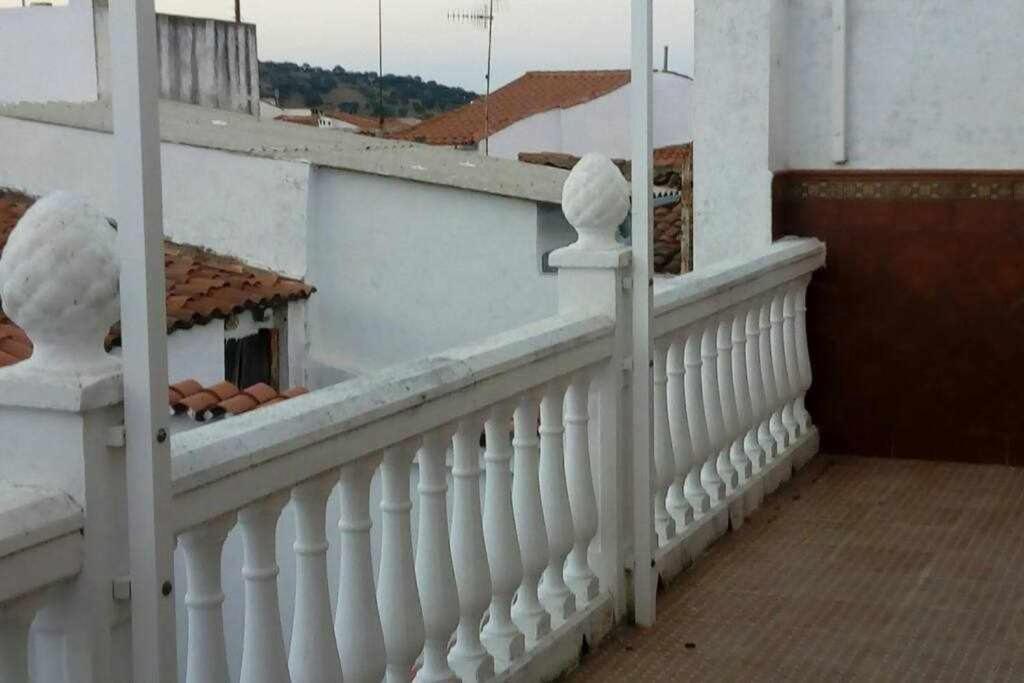 Casa Rural Con Jacuzzi, Sauna, Barbacoa Y Barra Cabeza la Vaca Exterior photo